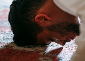 pray Sunnah at home
